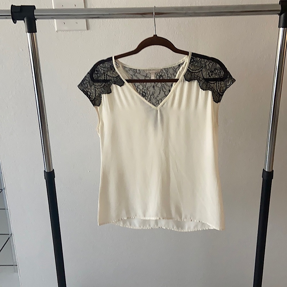 Banana Republic, extra small, off white blouse with black lace.